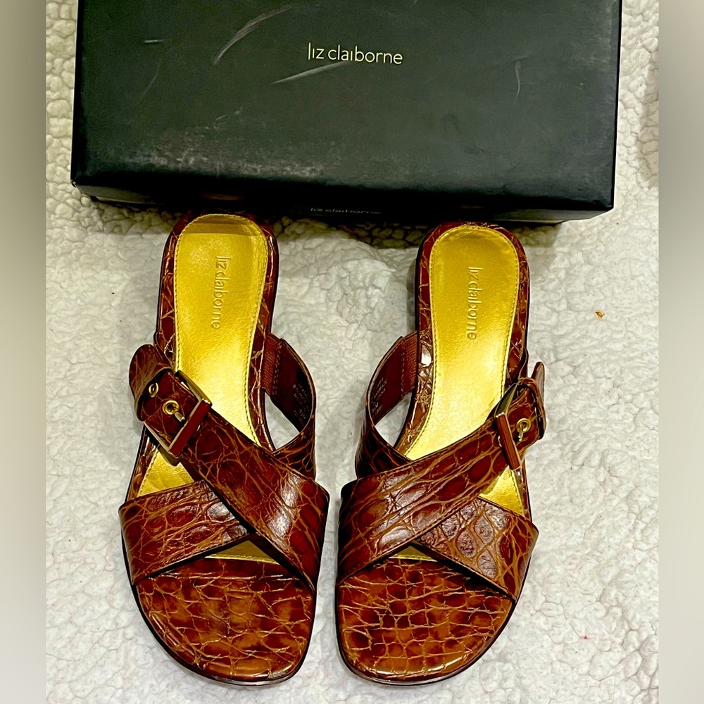 Liz Claiborne Trudy Brown leather wedge sandals faux snakeskin print size 8.5 M
